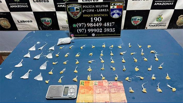 A Polícia Militar do Amazonas (PMAM), por meio da 4ª Companhia Independente de Polícia Militar (CIPM), apreendeu um adolescente, de 17 anos, suspeito de integrar facção criminosa. A ação foi registrada na noite de quarta-feira (23), no município de Lábrea (a 702 quilômetros de Manaus).