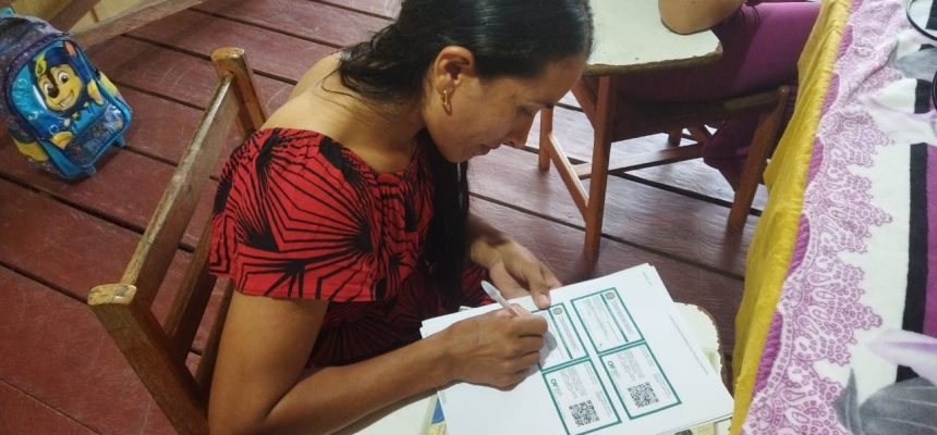 O Instituto de Desenvolvimento Agropecuário e Florestal Sustentável do Estado do Amazonas (Idam) encerrou, nesta segunda-feira (30), uma ação de emissão de Cadastro Nacional da Agricultura Familiar (CAF) em Lábrea (a 702 quilômetros da capital). A atividade beneficiou 30 agricultores familiares, extrativistas e pescadores artesanais da Reserva Extrativista (Resex) Ituxi, situada no município.